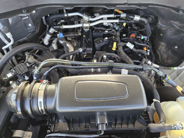 Certified 2020 Ford Explorer XLT w/ Equipment Group 202A RWD image 30