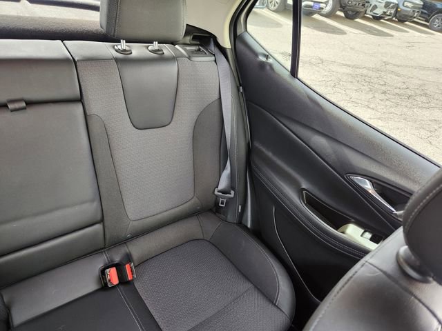Used 2023 Buick Encore GX Select image 18