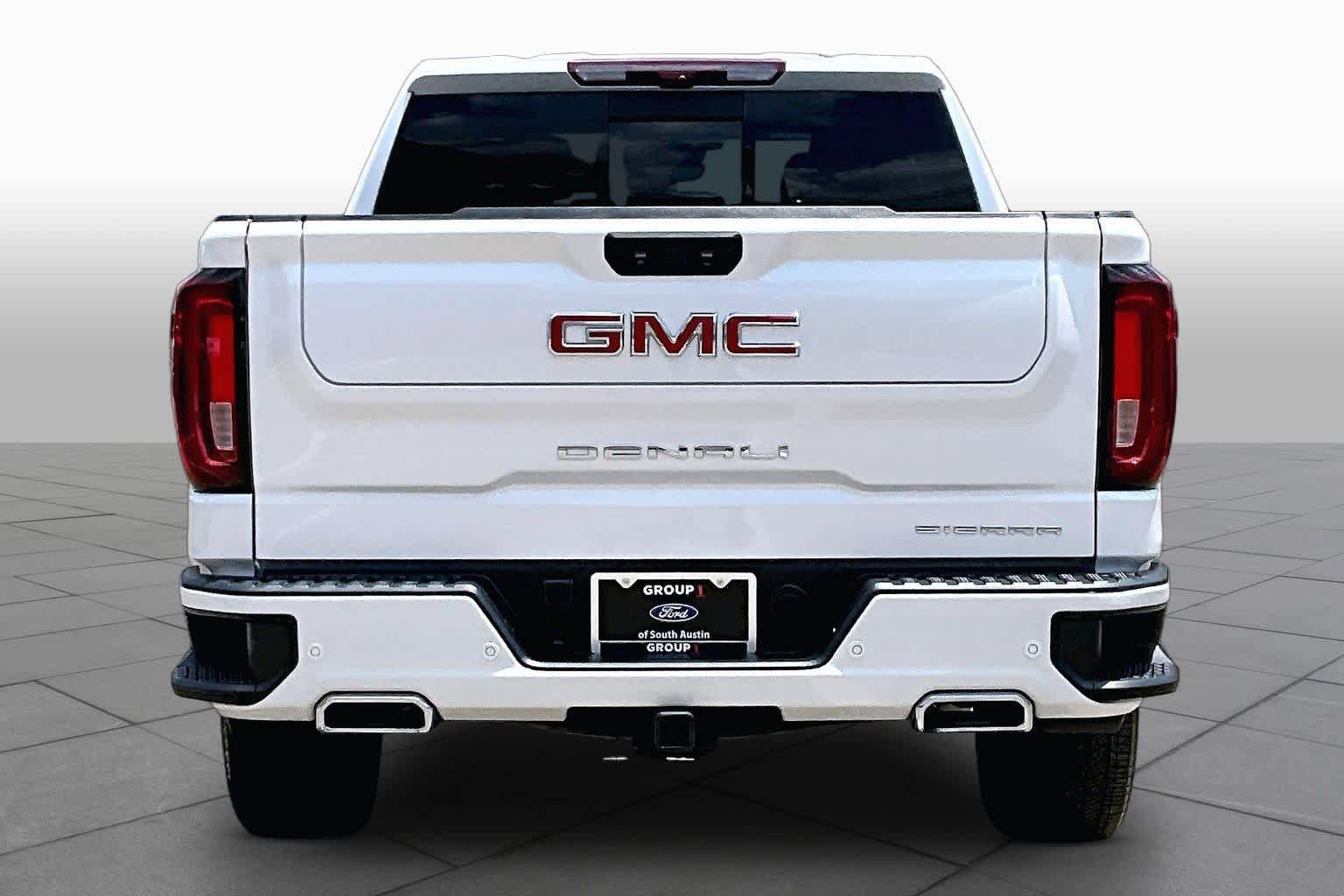 Used 2024 GMC Sierra 1500 Denali w/ Denali Reserve Package AWD/4WD image 5