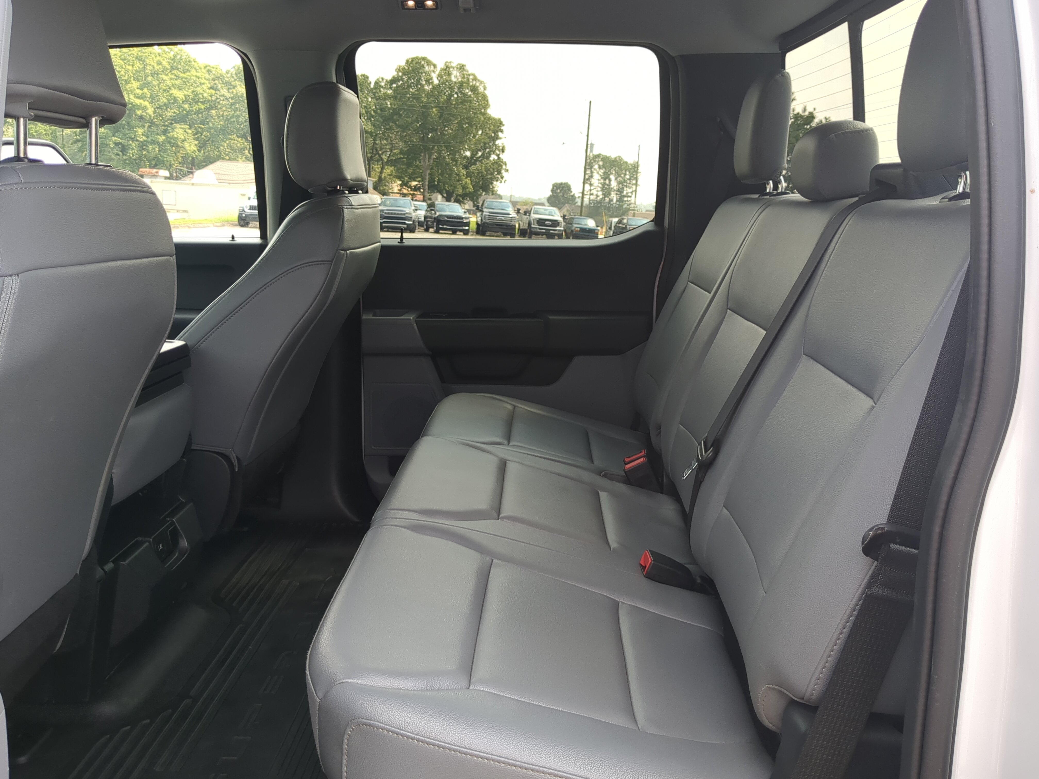 Certified 2025 Ford F350 XL w/ 360-Degree Camera Package AWD/4WD image 12