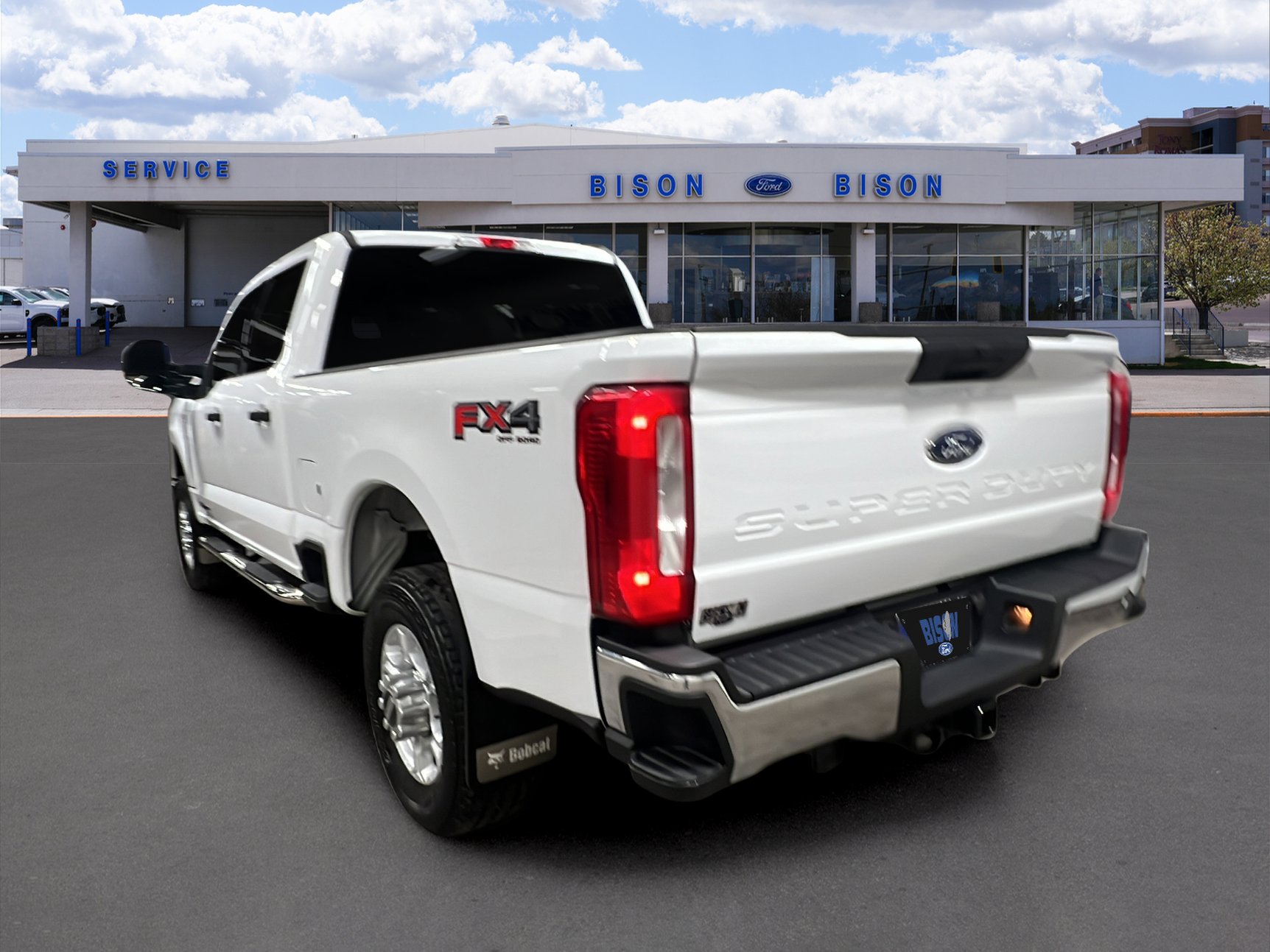 Certified 2023 Ford F350 XLT w/ FX4 Off-Road Package image 5
