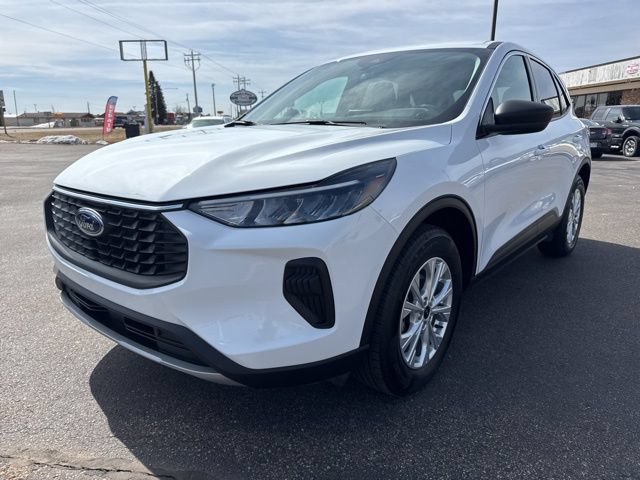 Certified 2024 Ford Escape Active AWD/4WD image 3