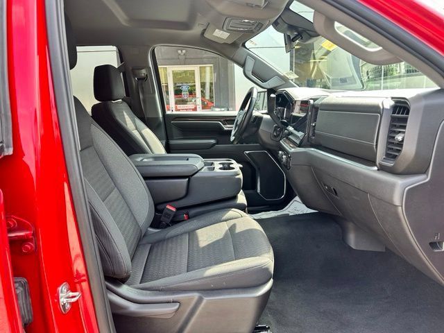 Used 2023 Chevrolet Silverado 1500 LT AWD/4WD image 46