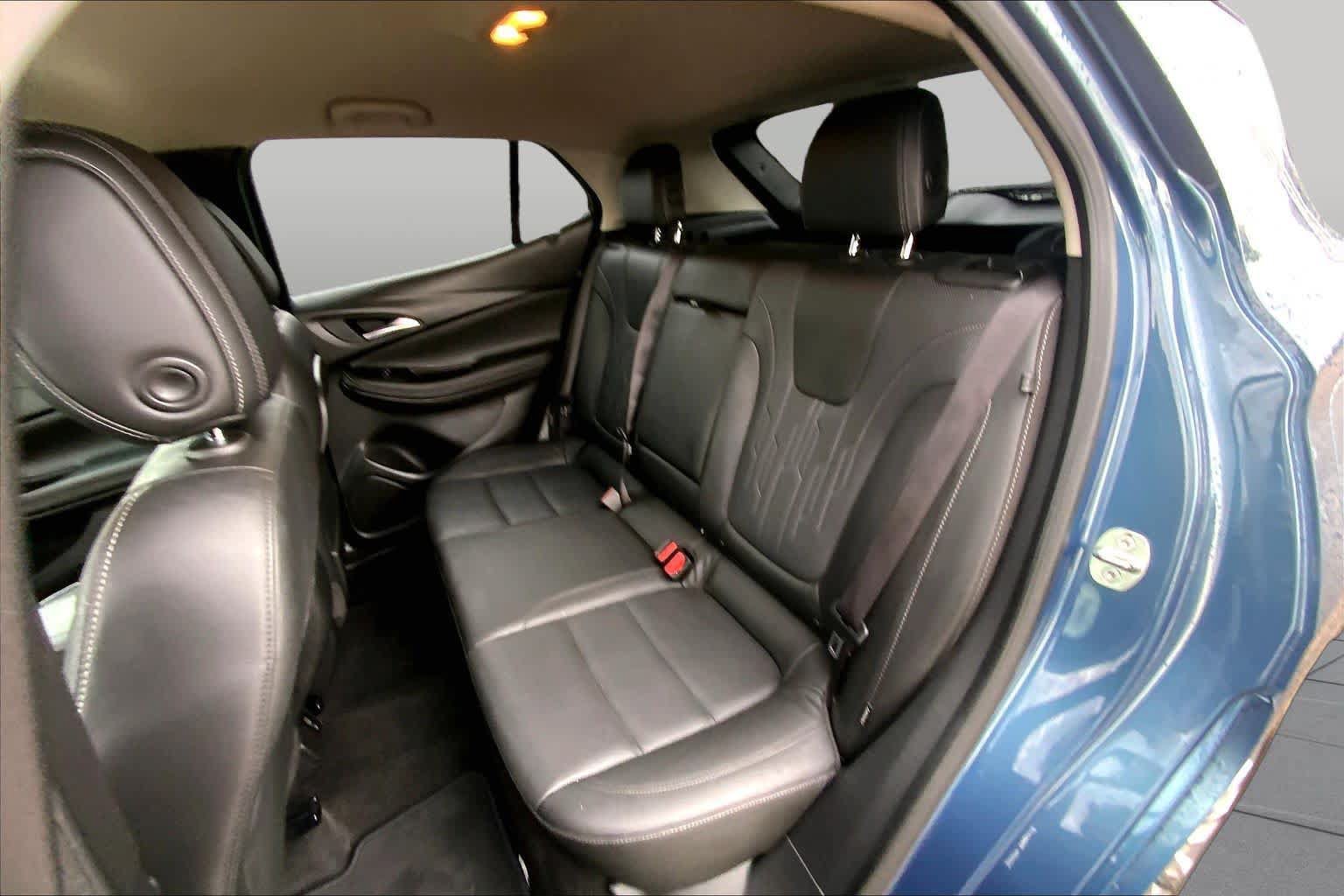 Used 2024 Buick Encore GX Avenir AWD/4WD image 21