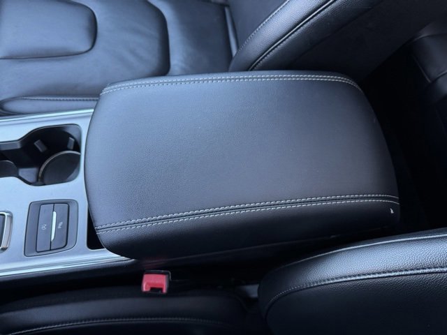 Certified 2022 Ford Edge Titanium w/ Class II Trailer Tow Package image 23