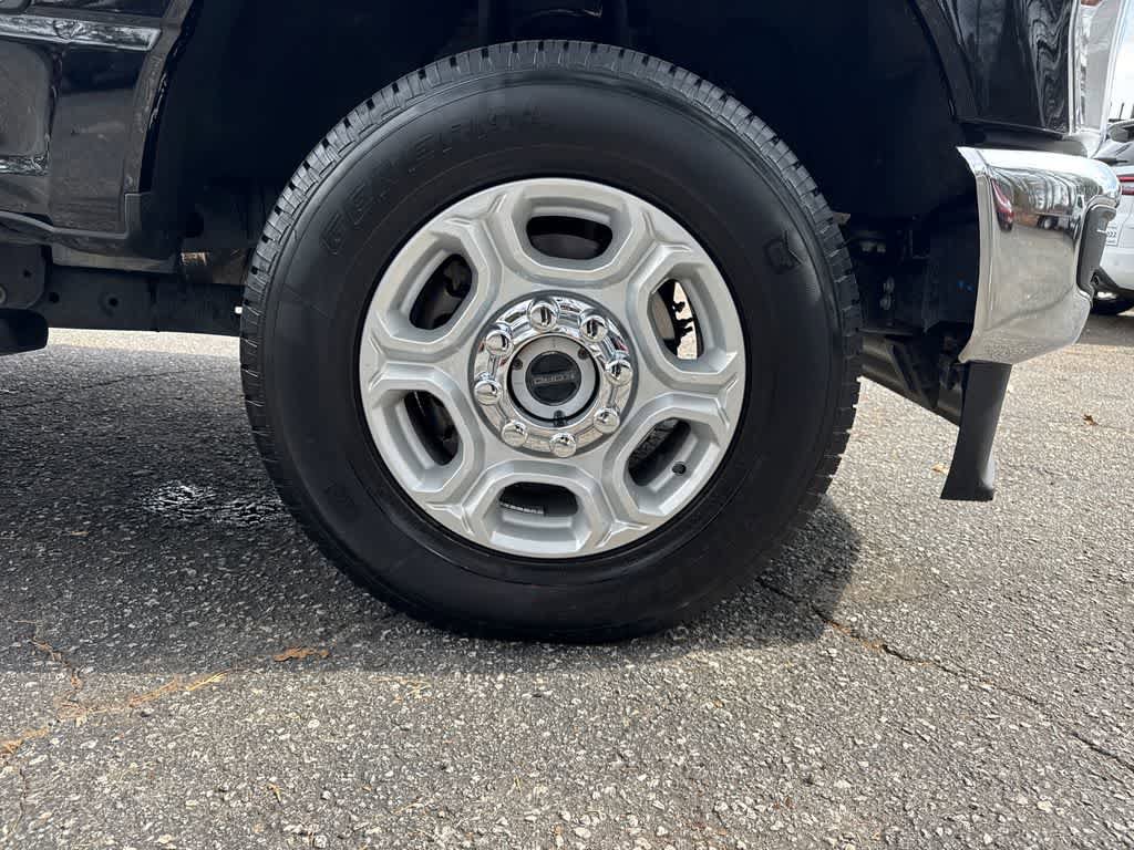 Certified 2025 Ford F250 XLT AWD/4WD image 25