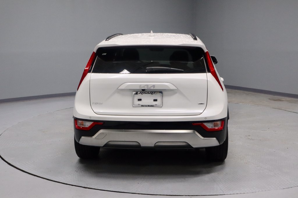 Used 2025 Kia Niro EX Touring FWD image 10