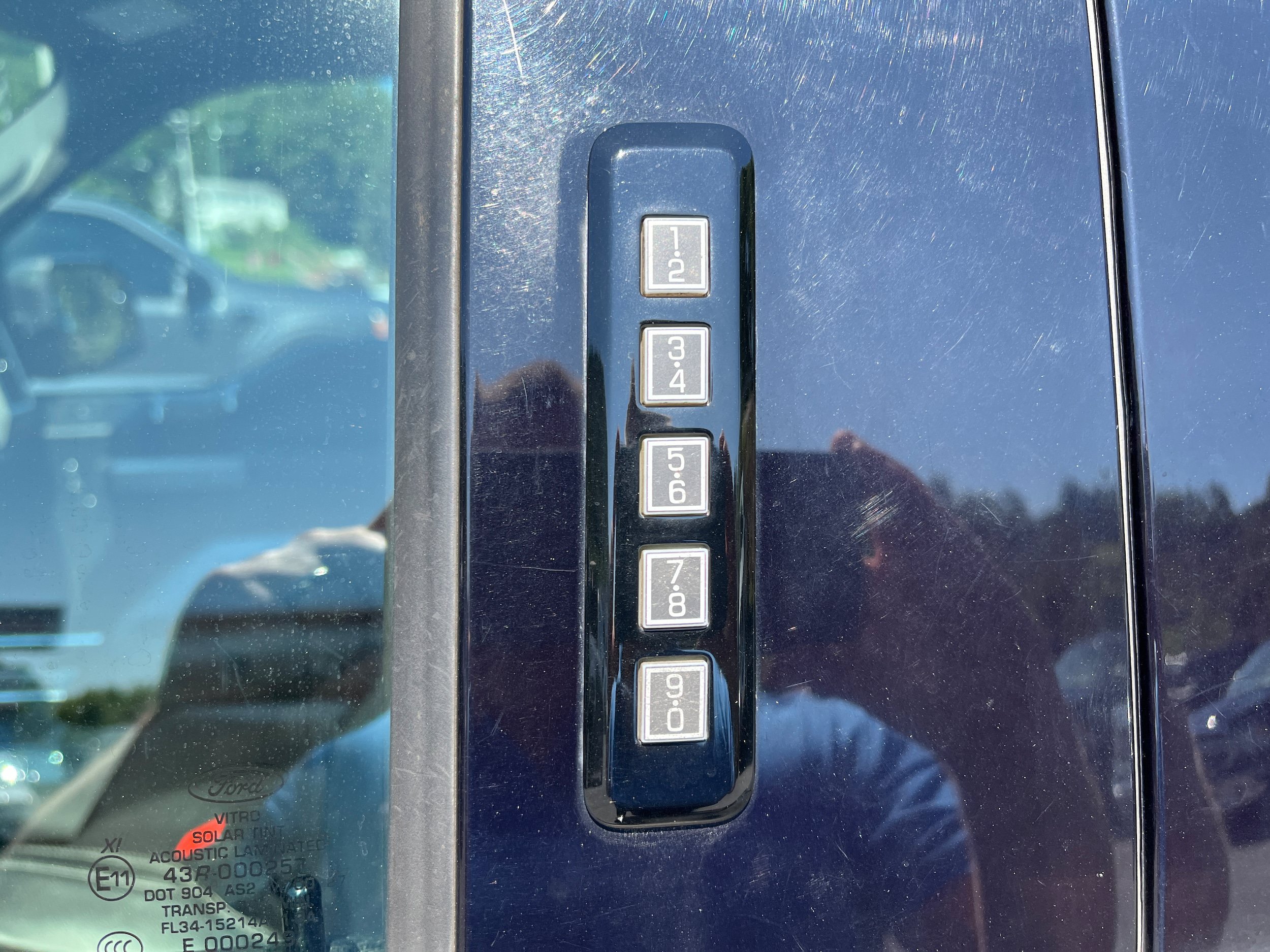 Certified 2019 Ford F150 Lariat w/ Trailer Tow Package AWD/4WD image 15