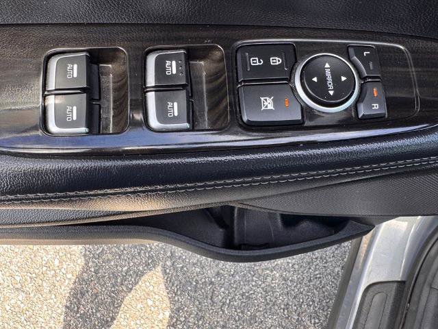 Used 2020 Kia Sorento FWD V6 image 16