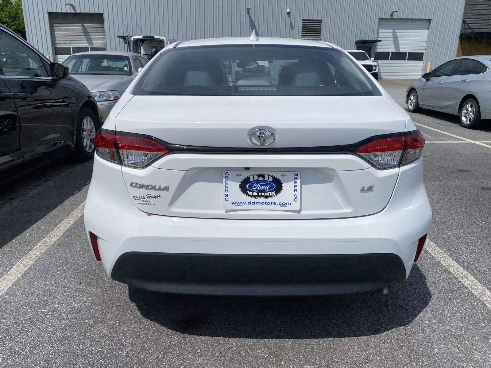 Used 2024 Toyota Corolla LE FWD image 6