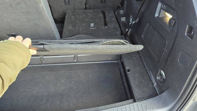 Certified 2025 Ford Explorer ST-Line w/ ST-Line Street Pack image 14