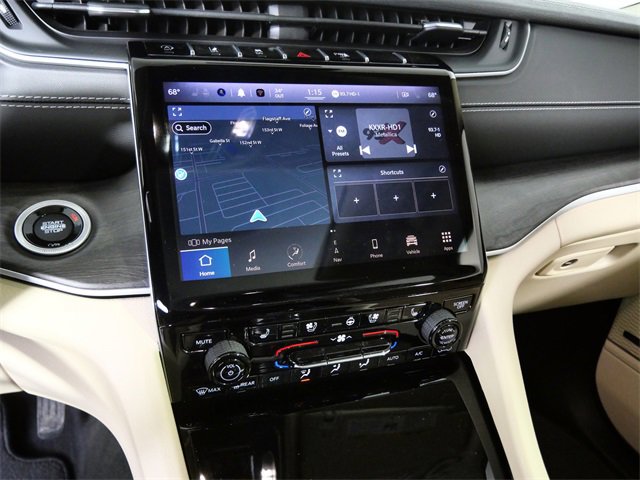 Used 2022 Jeep Grand Cherokee L Limited w/ Luxury Tech Group II image 22