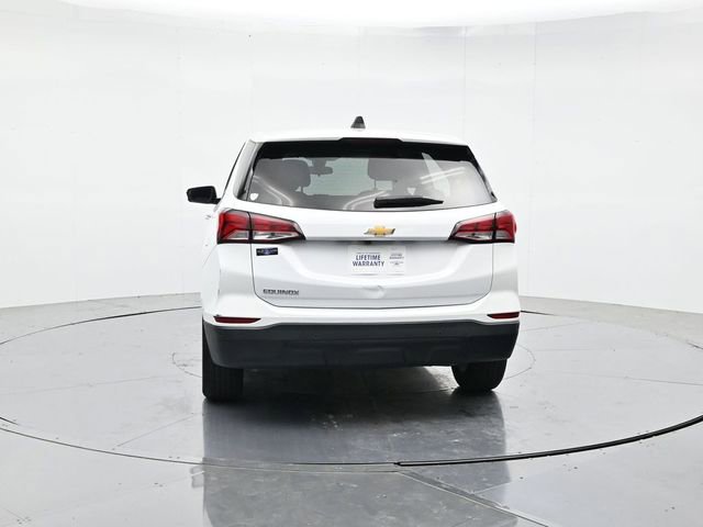 Used 2024 Chevrolet Equinox LS w/ LS Convenience Package FWD image 8