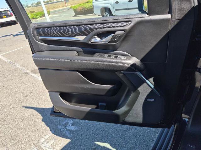 Used 2023 GMC Yukon Denali RWD image 27