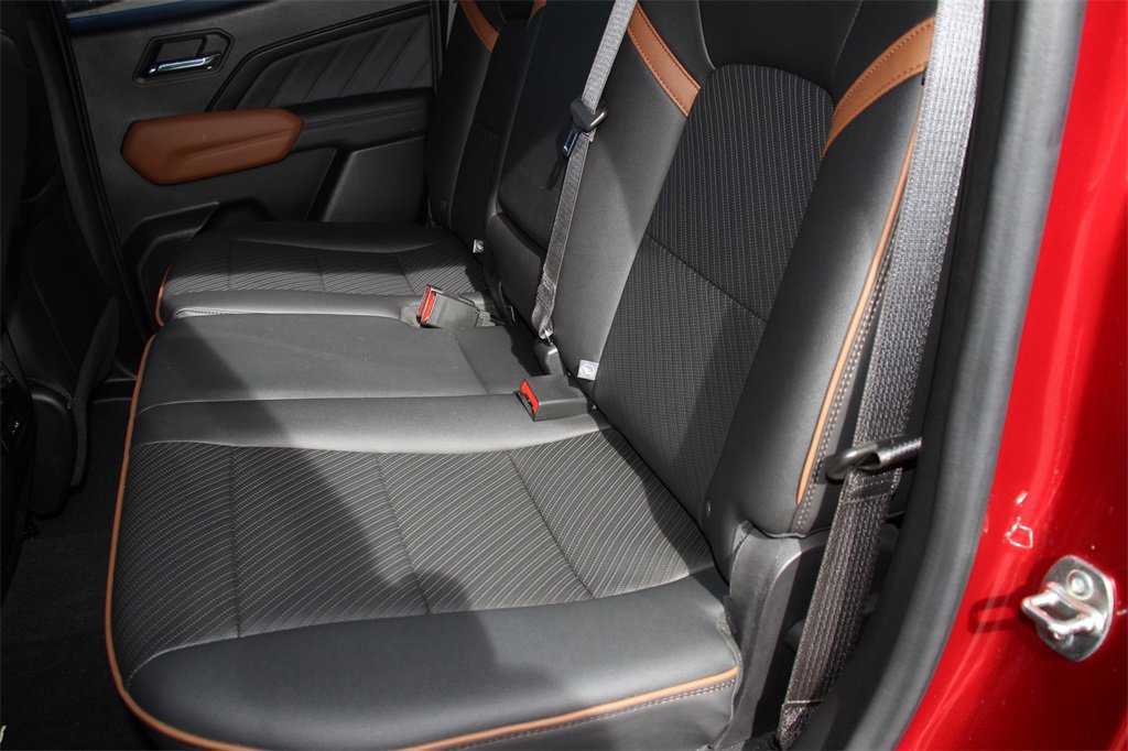 Used 2024 GMC Canyon AT4 w/ AT4 Premium Package image 21