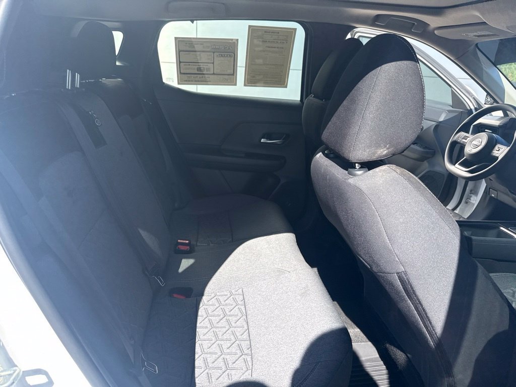 Used 2025 Nissan Kicks SV w/ SV Premium Package FWD image 28