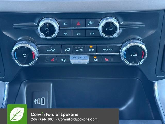 Certified 2025 Ford F150 XLT w/ Equipment Group 302A MID AWD/4WD image 29