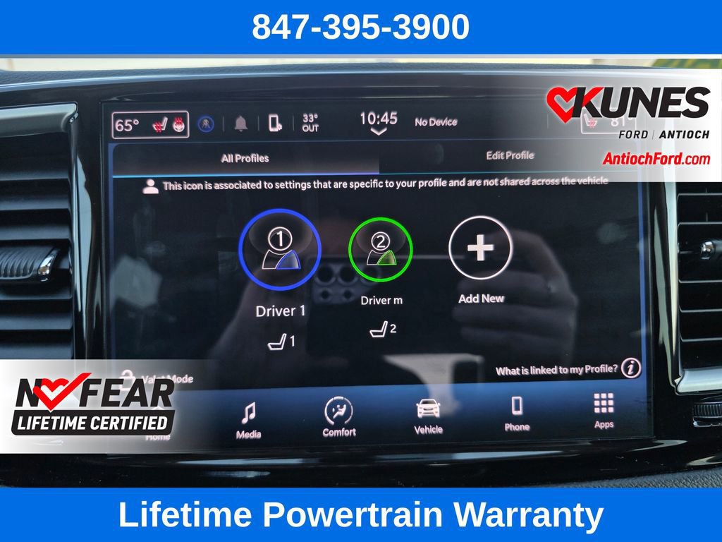 Used 2024 Chrysler Pacifica Touring-L image 58