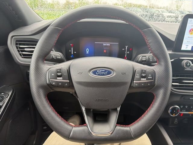 Certified 2025 Ford Escape ST-Line Select image 39