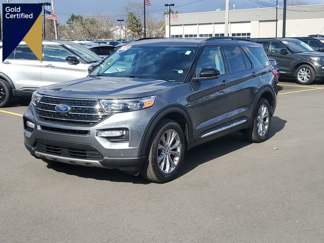Certified 2024 Ford Explorer XLT w/ Equipment Group 202A