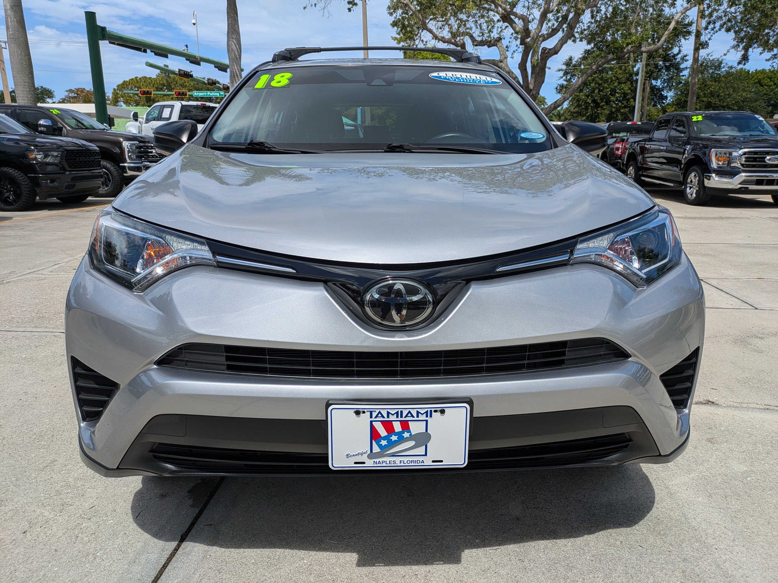Used 2018 Toyota RAV4 LE w/ All Weather Liner Package FWD image 8