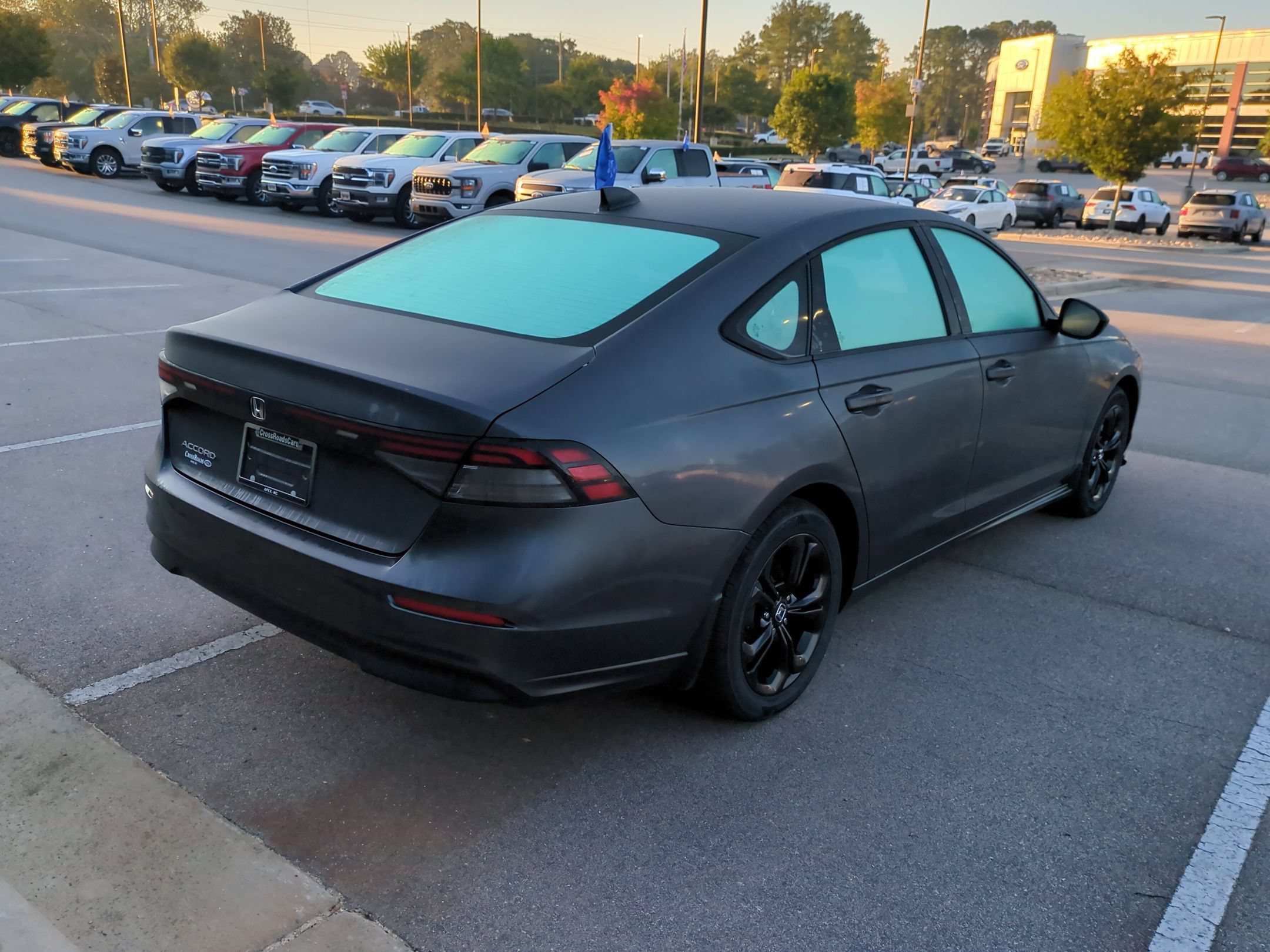 Used 2025 Honda Accord SE image 4