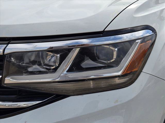 Used 2022 Volkswagen Atlas SE FWD image 16