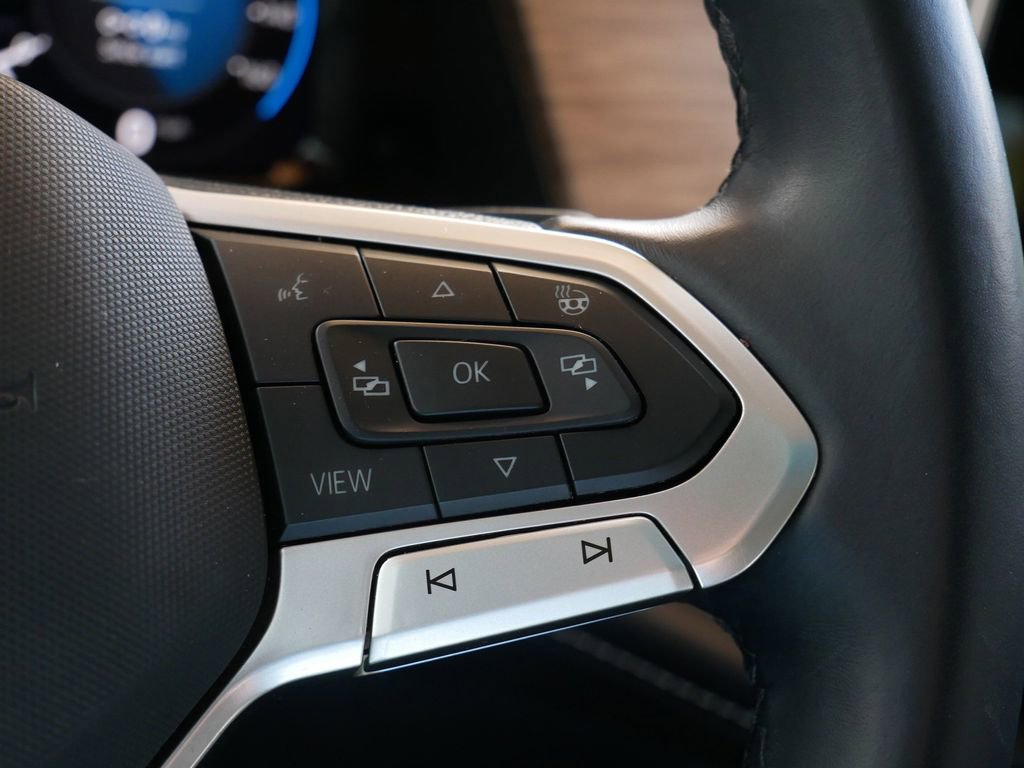 Used 2024 Volkswagen Atlas SEL Premium R-Line AWD/4WD image 19