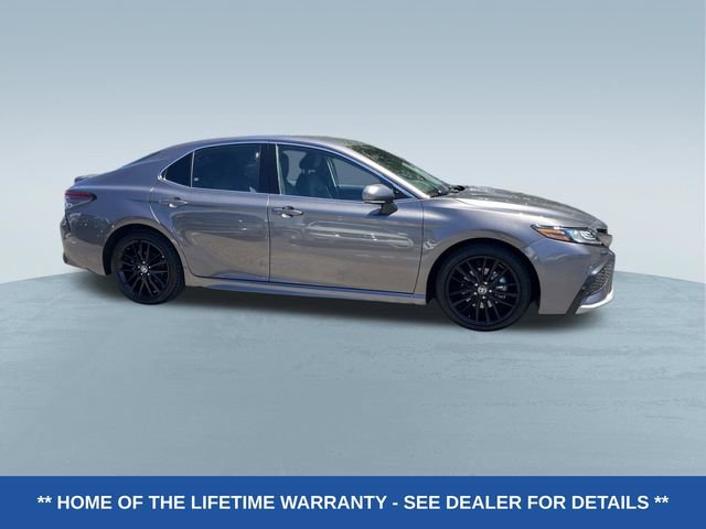 Used 2024 Toyota Camry XSE FWD image 2