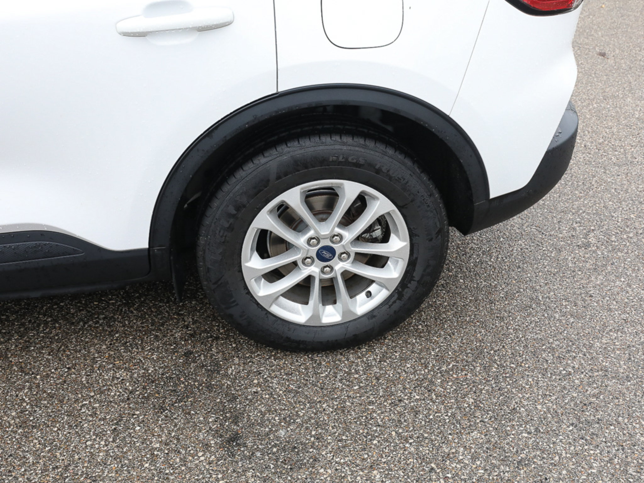 Certified 2021 Ford Escape SE w/ Convenience Package AWD/4WD image 4