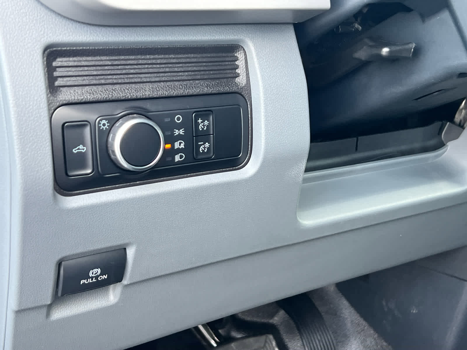 Certified 2024 Ford F250 XL image 30