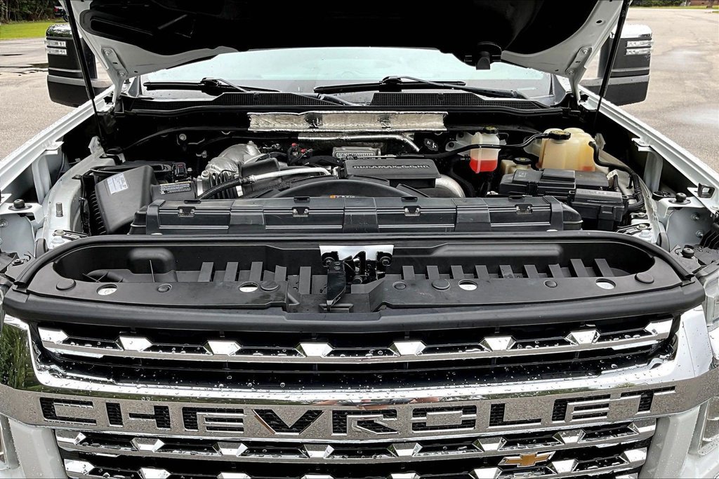 Used 2020 Chevrolet Silverado 2500 LTZ w/ LTZ Convenience Package AWD/4WD image 32