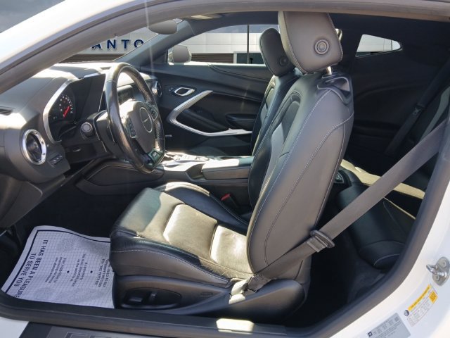 Used 2018 Chevrolet Camaro SS w/ Redline Edition RWD image 9