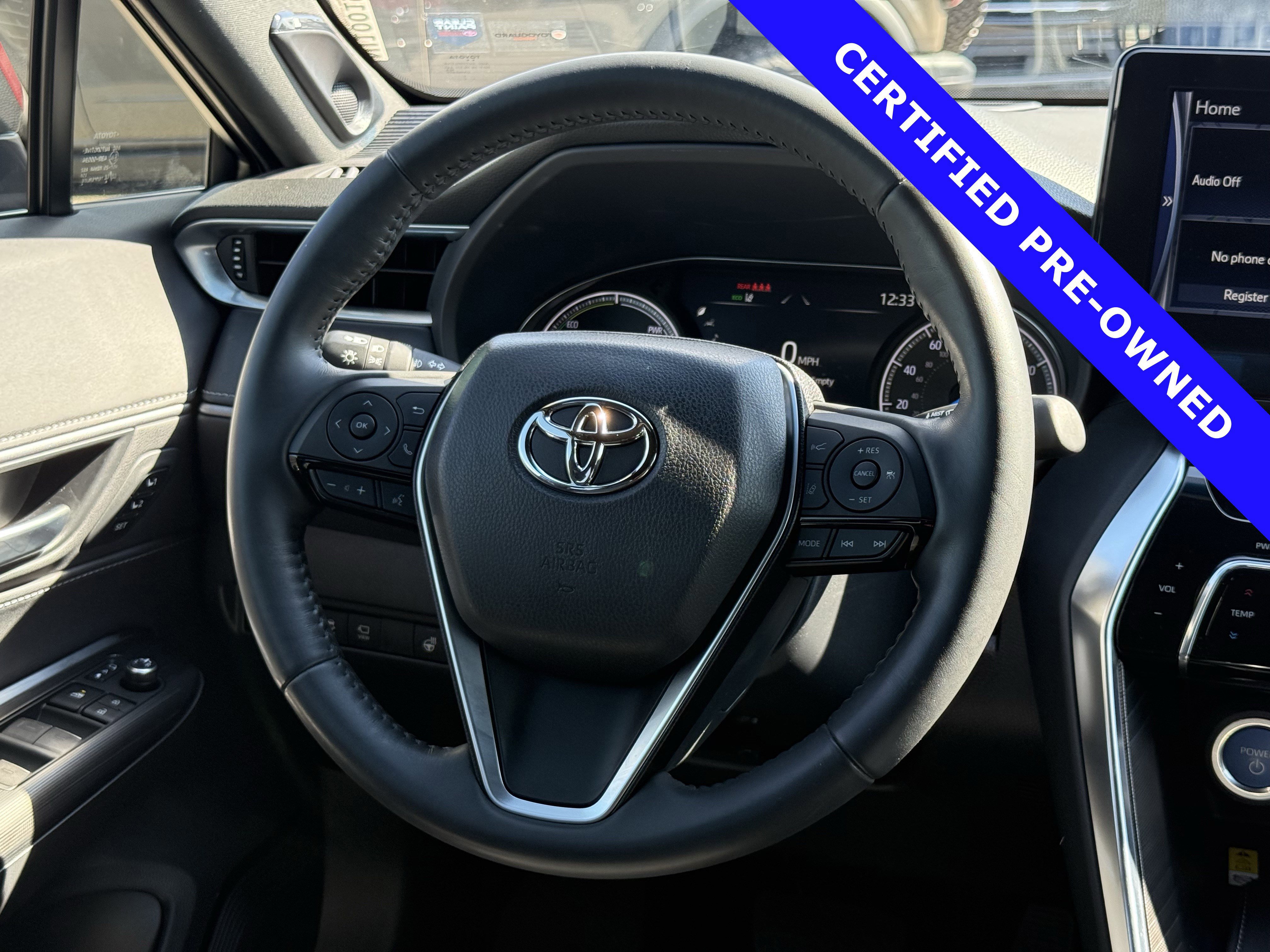 Used 2022 Toyota Venza Limited image 17