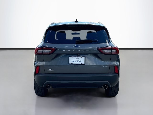 Certified 2025 Ford Escape ST-Line Select AWD/4WD image 6