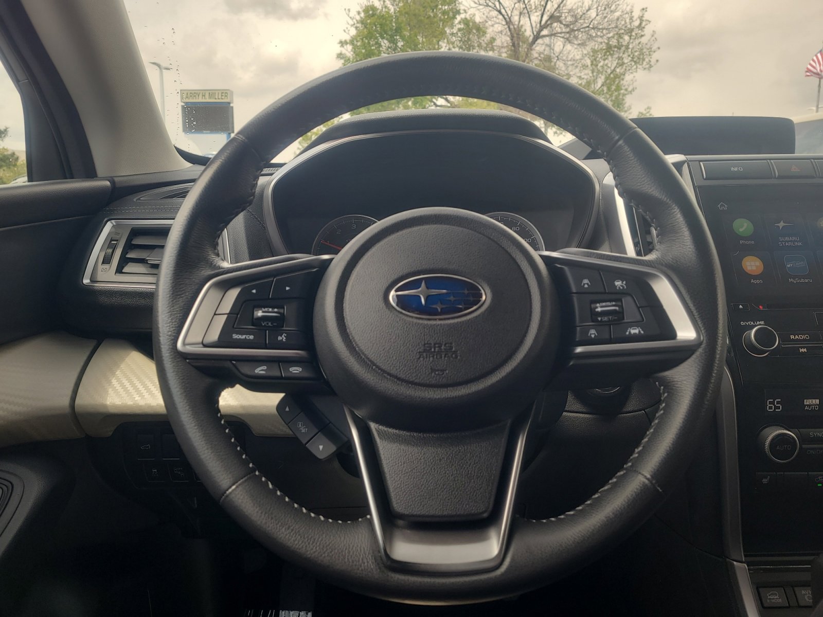 Used 2019 Subaru Ascent Premium AWD/4WD image 9