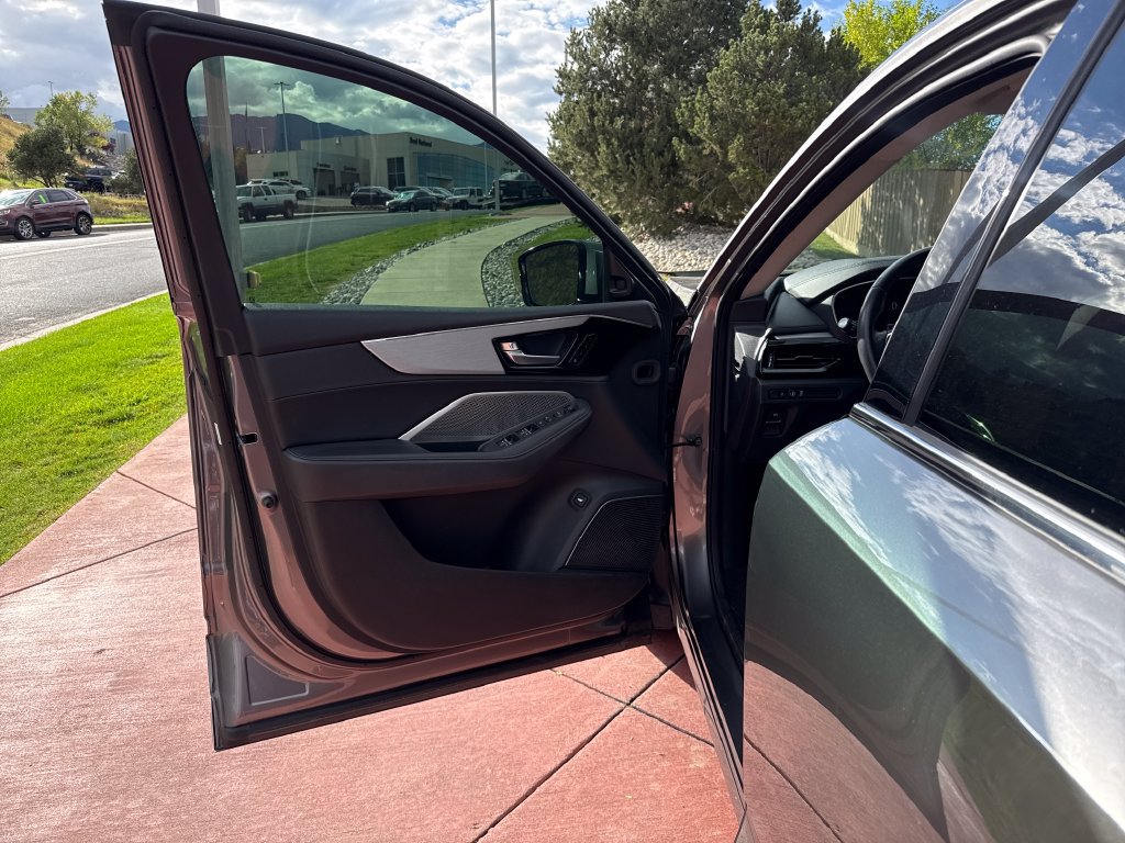 Used 2024 Acura MDX SH-AWD image 10