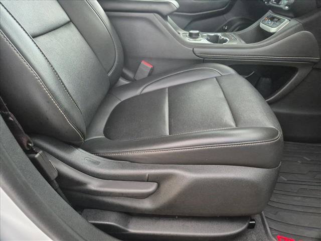 Used 2023 GMC Acadia SLT AWD/4WD image 21