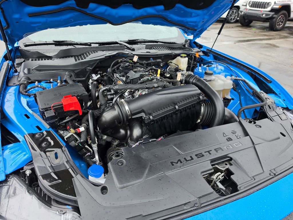 Certified 2025 Ford Mustang Coupe image 44