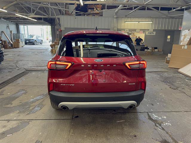 Certified 2023 Ford Escape Active w/ Tech Pack #2 AWD/4WD image 4