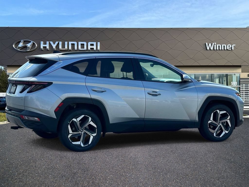 Used 2024 Hyundai Tucson Limited AWD/4WD image 3