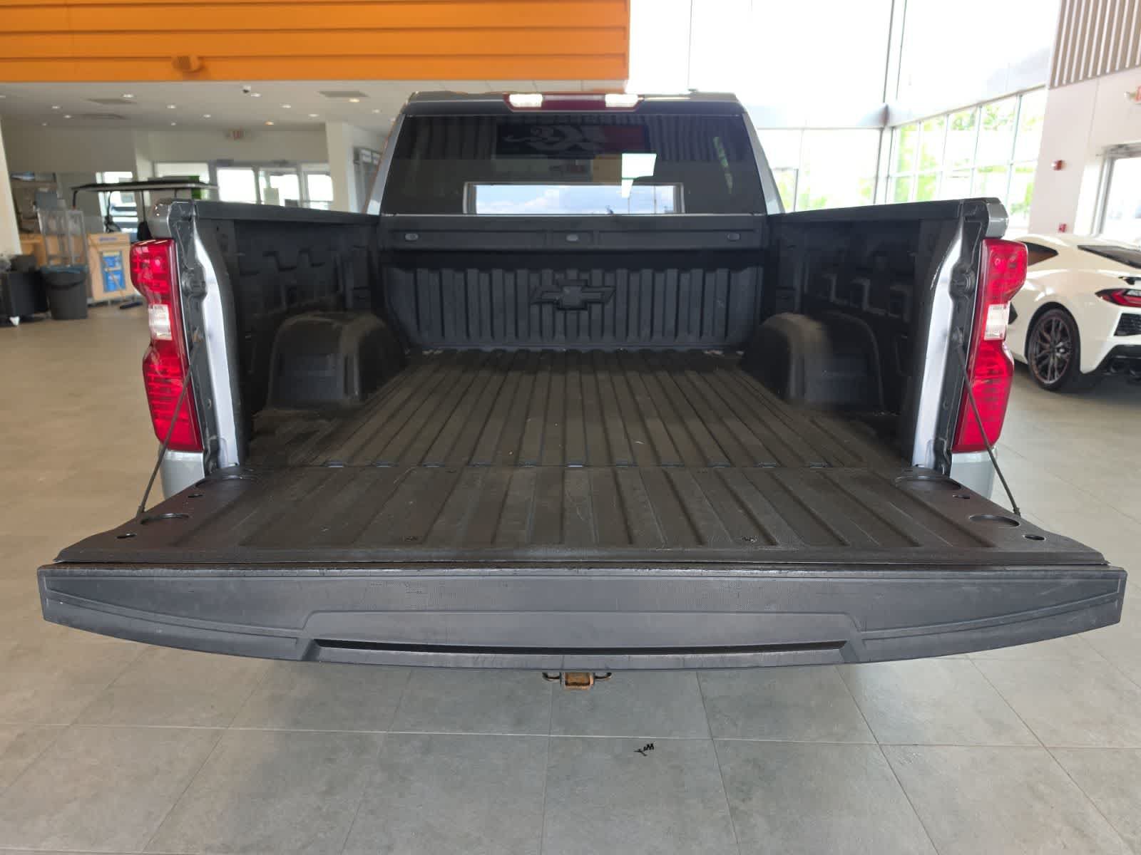 Used 2020 Chevrolet Silverado 1500 LT w/ All-Star Edition AWD/4WD image 25