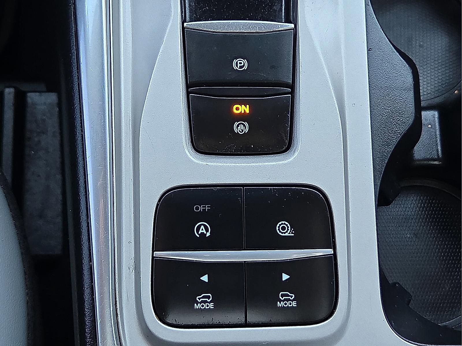 Certified 2021 Ford Explorer XLT w/ Equipment Group 202A image 18