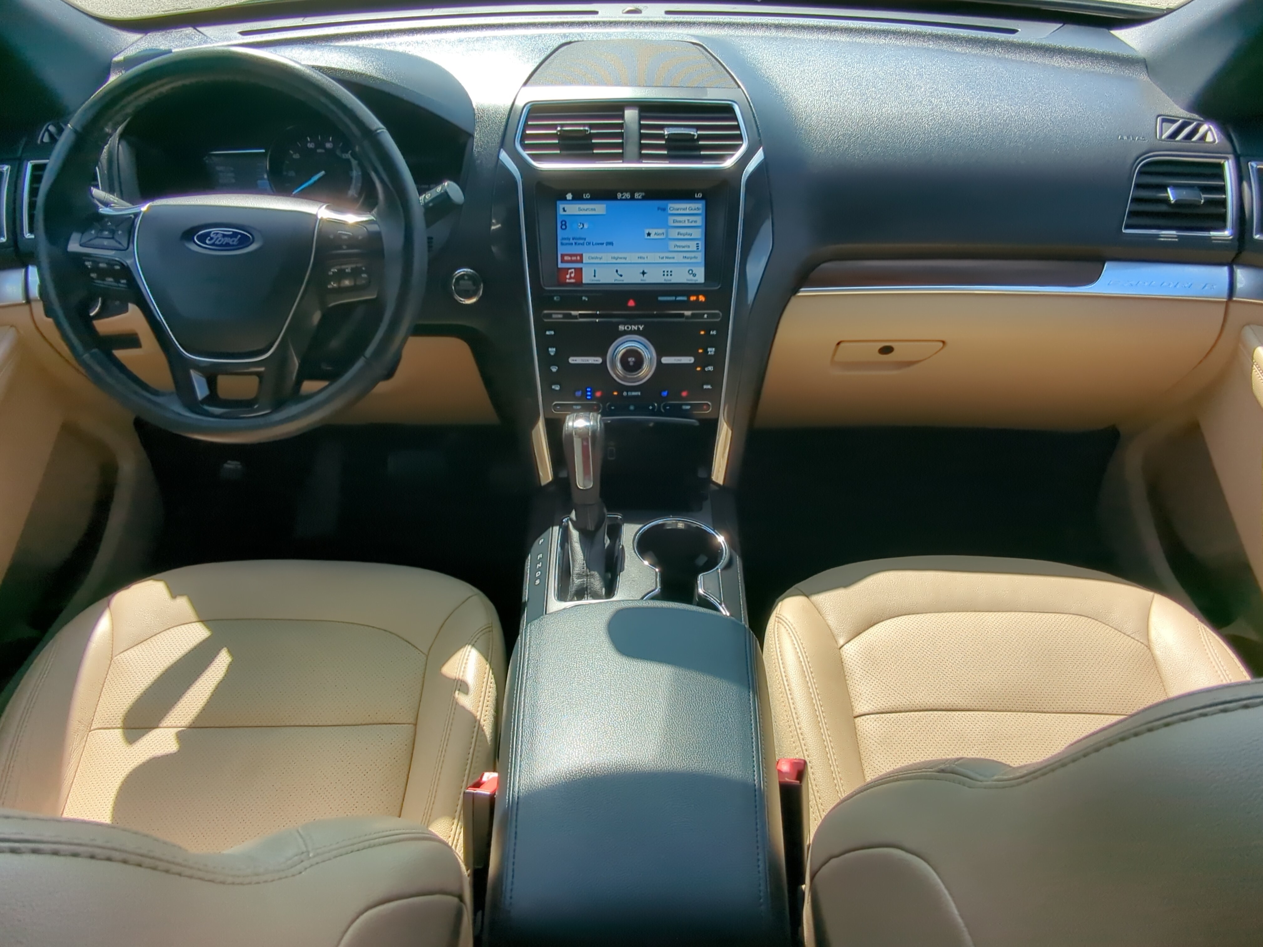 Certified 2017 Ford Explorer Limited FWD image 13