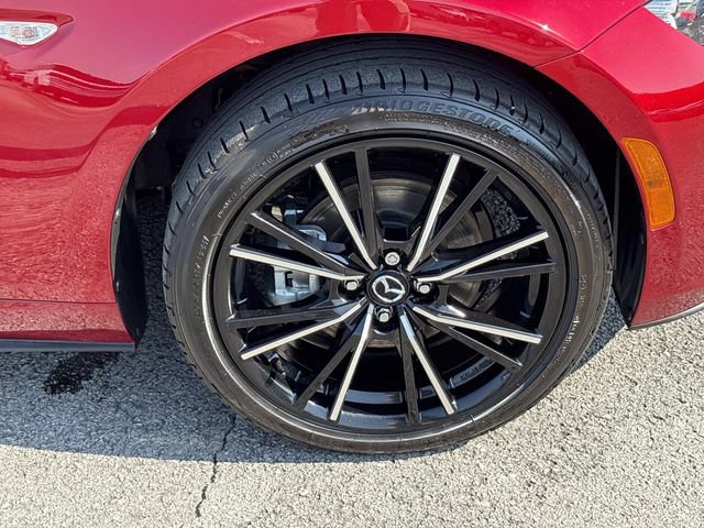 Used 2025 MAZDA MX-5 Miata RF Grand Touring w/ Weather Package RWD image 9