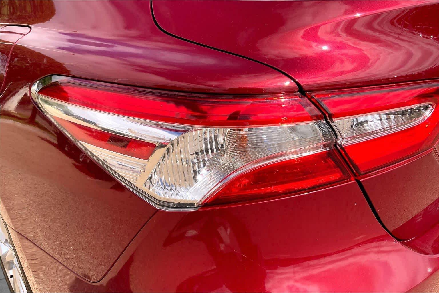 Used 2020 Toyota Camry LE FWD image 29