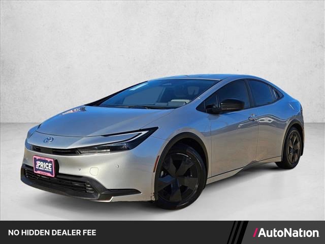 Used 2024 Toyota Prius LE FWD image 1