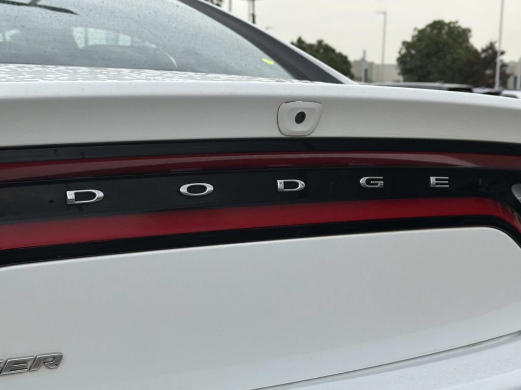 Used 2022 Dodge Charger SXT RWD image 10