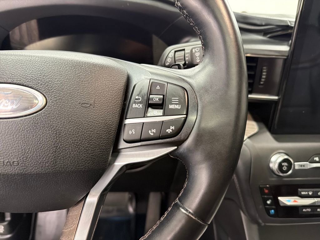 Certified 2020 Ford Explorer Platinum w/ Premium Technology Package AWD/4WD image 22