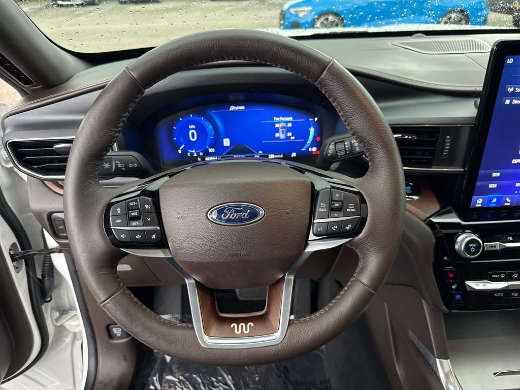 Certified 2023 Ford Explorer King Ranch w/ Technology Package RWD image 16